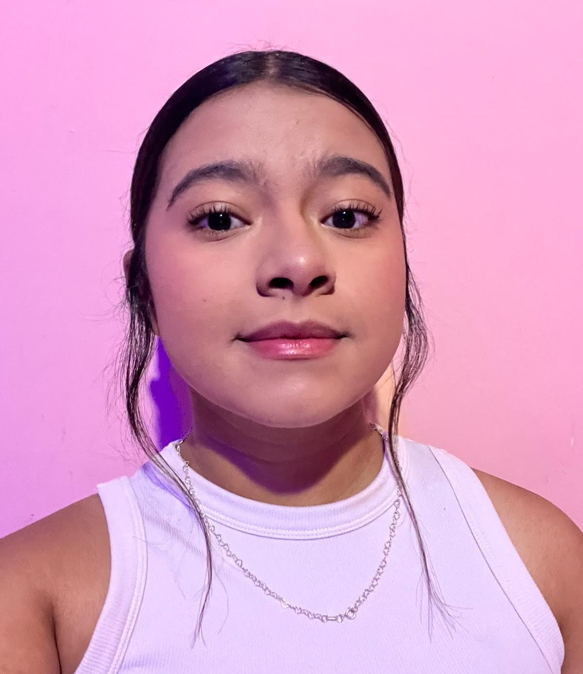 Ver fotografía completa Kimberly Mireya Guerra